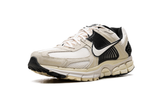 Zoom Vomero 5 "Alabaster Black" HF1553 701