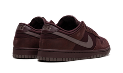 Dunk Low "Burgundy Crush" FB8895 600