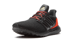 Ultraboost "Core Black / Red Suede" FW4899