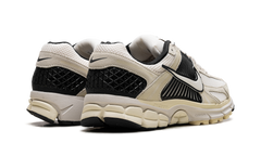 Zoom Vomero 5 "Alabaster Black" HF1553 701