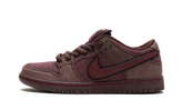 SB Dunk Low "City of Love" FN0619 600