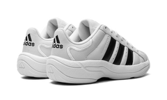 Superstar Millenium "White / Black" IE8560