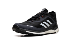Terrex Agravic Flow "CORE BLACK/CRYSTAL WHITE/SOLAR RED" FW5119