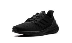 Pureboost 23 "Core Black" IF2375