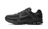 Zoom Vomero 5 "Triple Black" BV1358 003