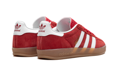 Gazelle Indoor "Better Scarlet" JI2063