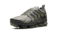 Air VaporMax Plus "Dark Stucco" AT5681 001