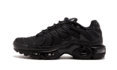 Air Max Plus "Triple Black" 604133 050