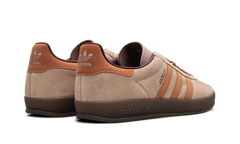 Gazelle Indoor "Warm Sandstone Craft Ochre" JH5412