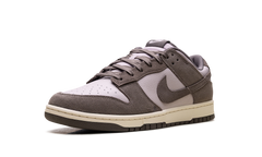 Dunk Low SE "Platinum Violet" FQ8249 001