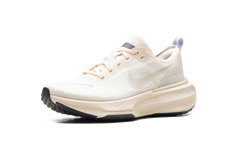 ZoomX Invincible Run 3 "Light Cream" DR2615 200
