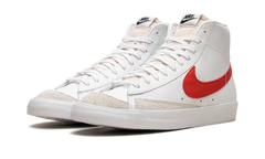 Blazer Mid '77 Vintage "White Picante Red" BQ6806 122