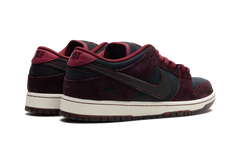 SB Dunk Low "Riot Skateshop" FZ1289 200