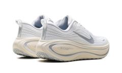 Vomero Plus "Silver" IQ0308 094