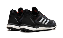 Terrex Agravic Flow "CORE BLACK/CRYSTAL WHITE/SOLAR RED" FW5119