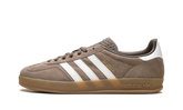 Gazelle Indoor "Earth Strata White Gold Metallic" JQ0175