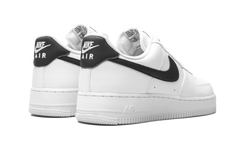 Air Force 1 Low '07 "White / Black" CT2302 100