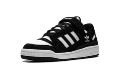 Forum Low "Panda" GW0695