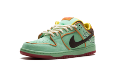 SB Dunk Low "Rodeo Tourmaline" HF3058 300
