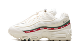 AIR MAX 95 SP "UNDEFEATED - SAIL/ METALLICSILVER" IB4453 100
