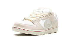 SB Dunk Low "Valentine's Day - Low Love Found" FZ5654 100