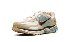 Air Zoom Vomero 5 "Team Gold Seafoam" IB2987 700
