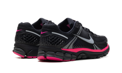 Zoom Vomero 5 "Black Pink Blast" FB9149 004