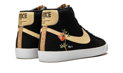 Blazer Mid 77 "Pomegranate" CI1166 001