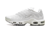 Air Max Plus "Triple White" 604133 139