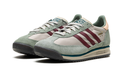 SL 72 RS "Putty Grey Shadow Red" IG4644