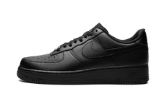 Air Force 1 Low '07 "Triple Black" 315122 001