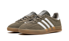 Gazelle Indoor "Olive Strata Cloud White Gum" JQ0174