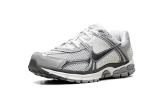 Zoom Vomero 5 "Metallic Silver" IM2219 121