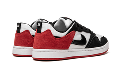 SB Alleyoop "White/Black-University Red" CJ0882 102