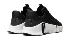 Free Metcon 5 "Black / White" DV3949 001