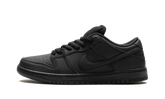 SB Dunk "Triple Black" FJ1674 001