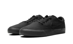 Charge Canvas SB "Triple Black" CD6279 001
