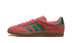 Gazelle Indoor "Preloved Scarlet" JH5407