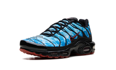 Air Max Plus "Shark Attack" HQ3824 001