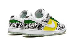 Dunk Low "Doernbecher 2022" DR7305 100