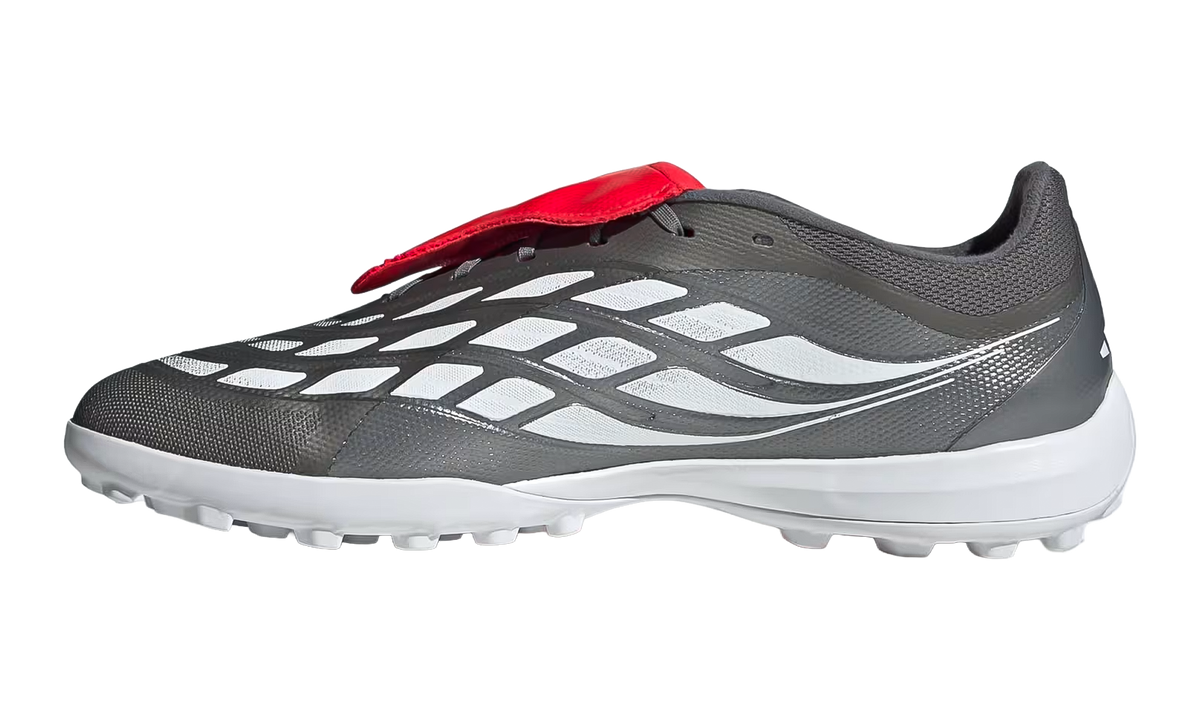 Predator League Fold-Over Tongue Turf "Finishers Steel Pack" JR7875