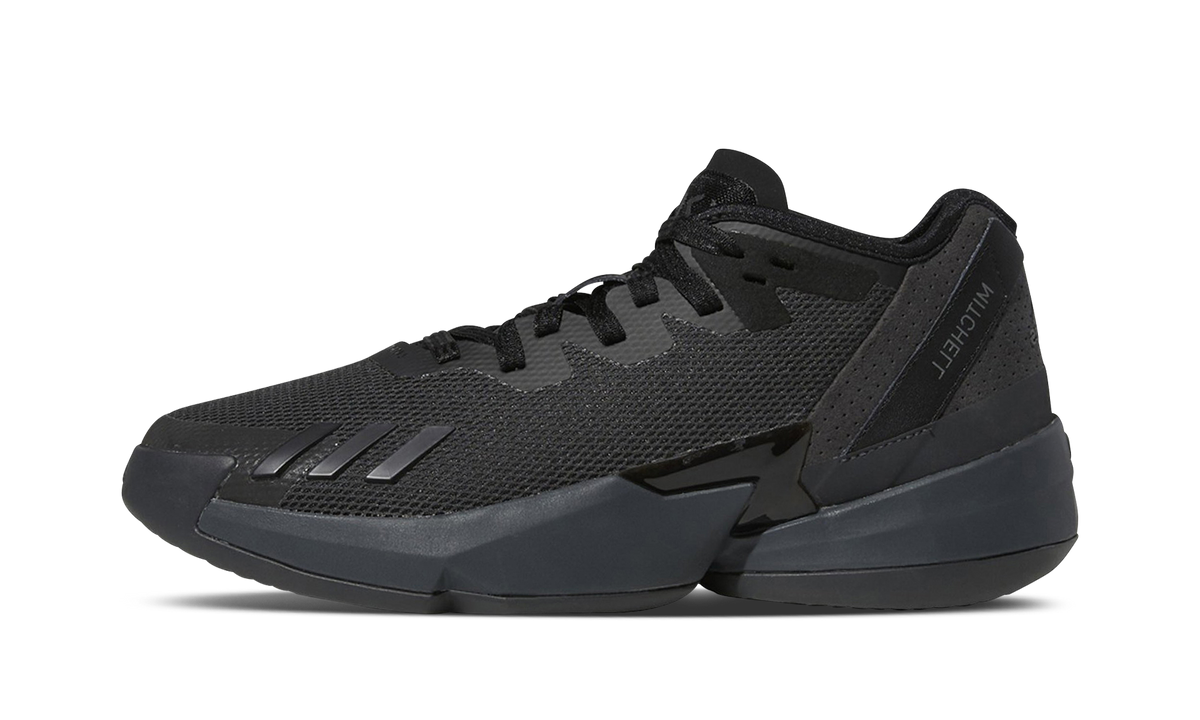 D.O.N. Issue 4 "Core Black" GY6511