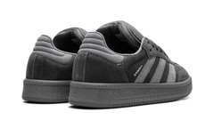 Samba XLG "Carbon Grey" ID3912