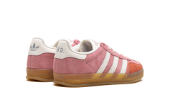 Gazelle Indoor "Laundromat" IH8543