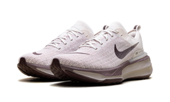 ZoomX Invincible Run 3 "Phantom Burgundy Crush" DR2615 010