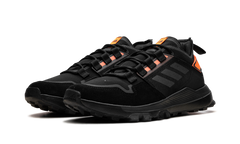 Terrex Hikester "Black" EH3534