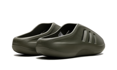 adiFOM IIInfinity Mule "Olive" JI4551