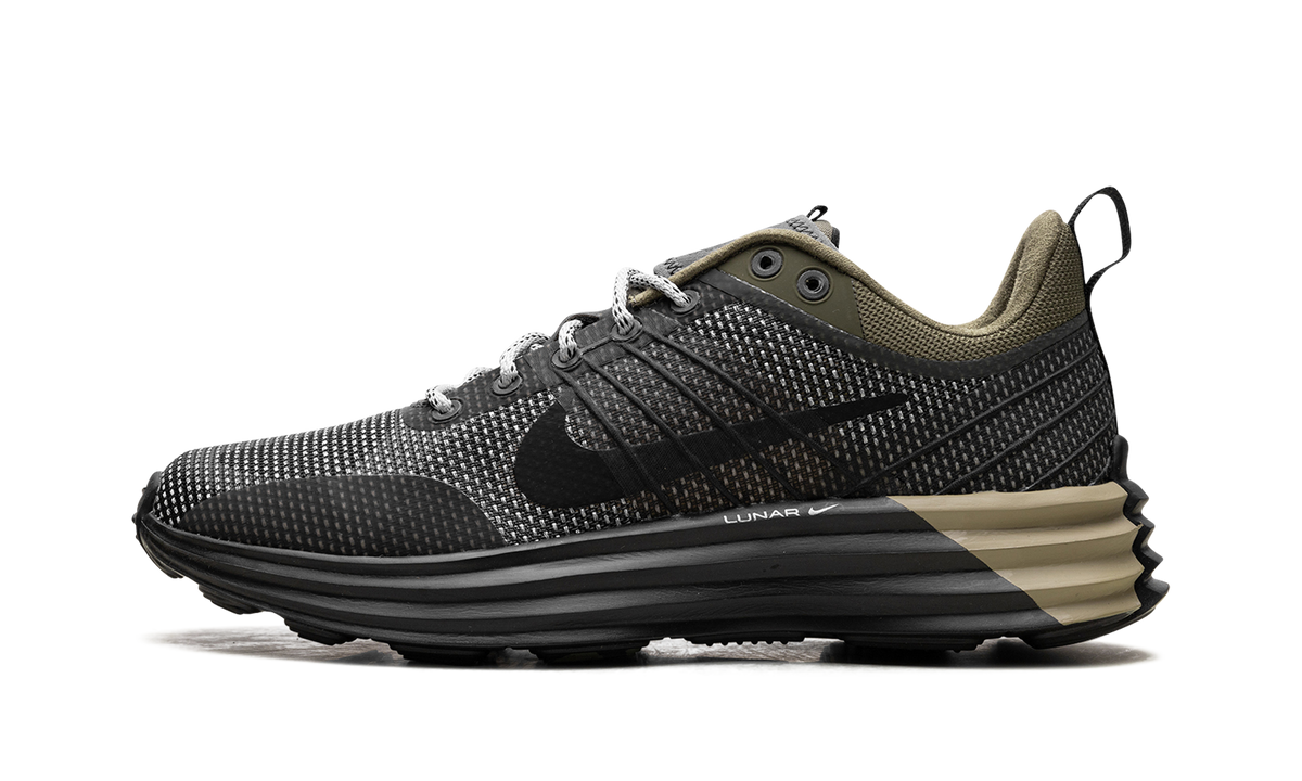 Lunar Roam SE "Medium Olive" FZ8116 201