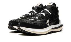 VaporWaffle "Sacai x Jean Paul Gaultier - Black" DH9186 001
