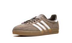 Gazelle Indoor "Earth Strata White Gold Metallic" JQ0175